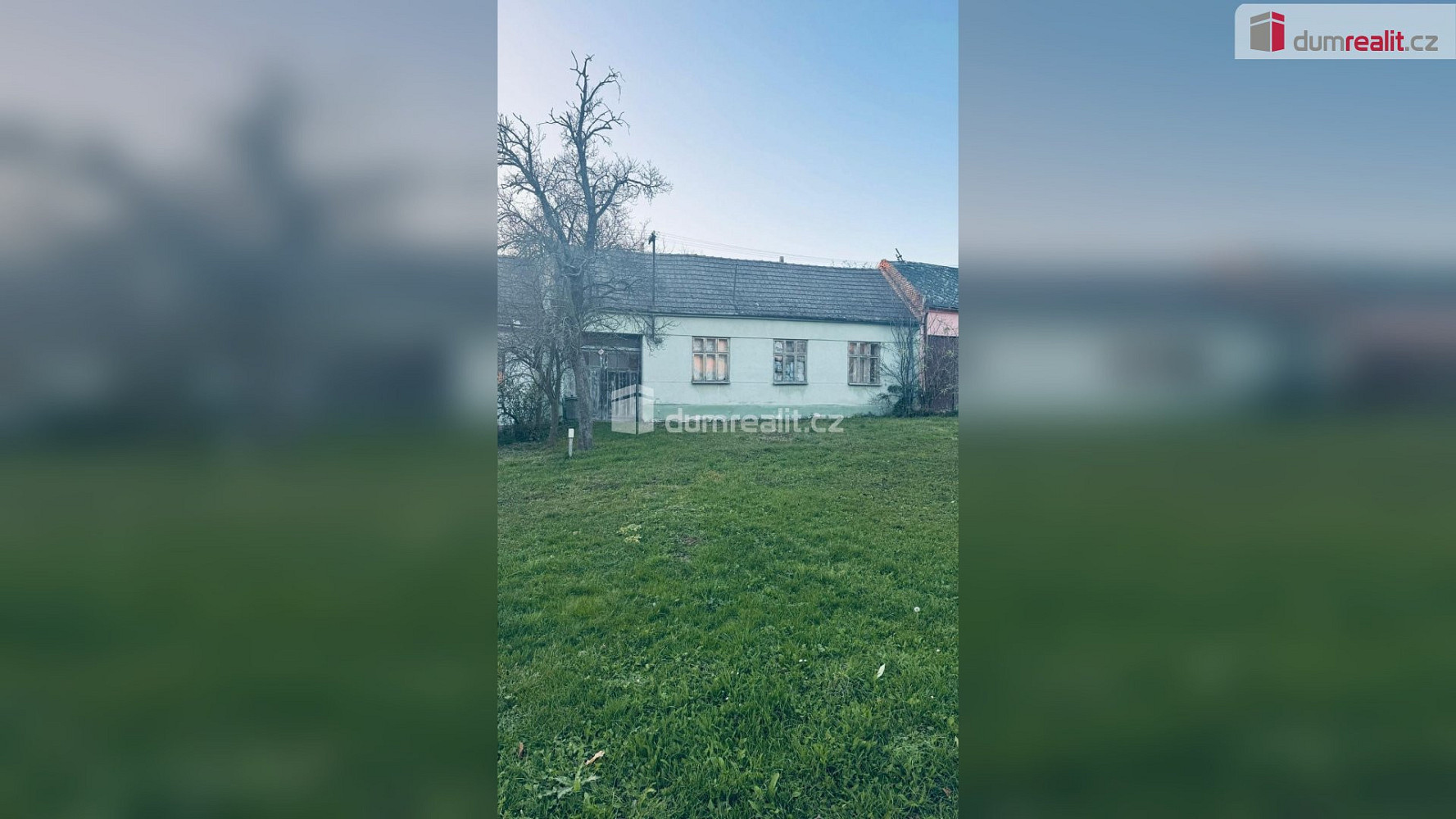 Prodej stavebního pozemku 1 696 m² – fotografie 2
