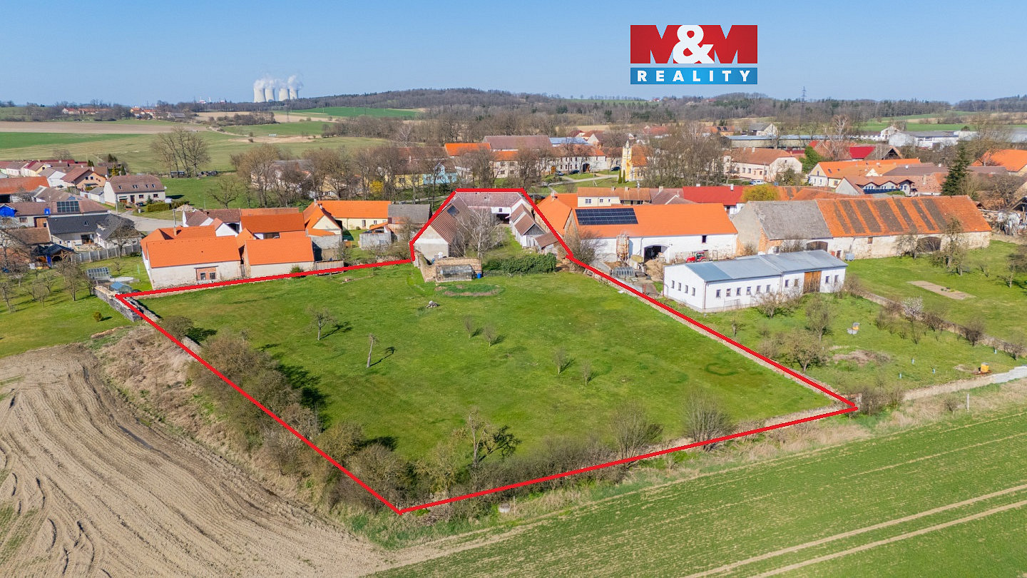 Prodej domu 195 m² s pozemkem 7 046 m²