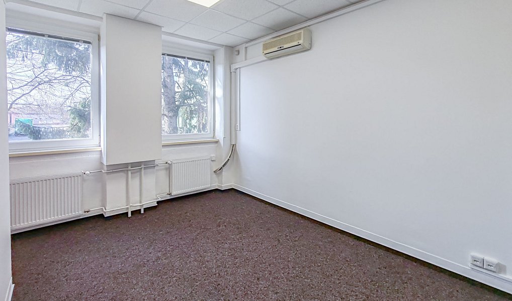Pronájem kanceláře 102 m², Kolín – náhled fotky 8