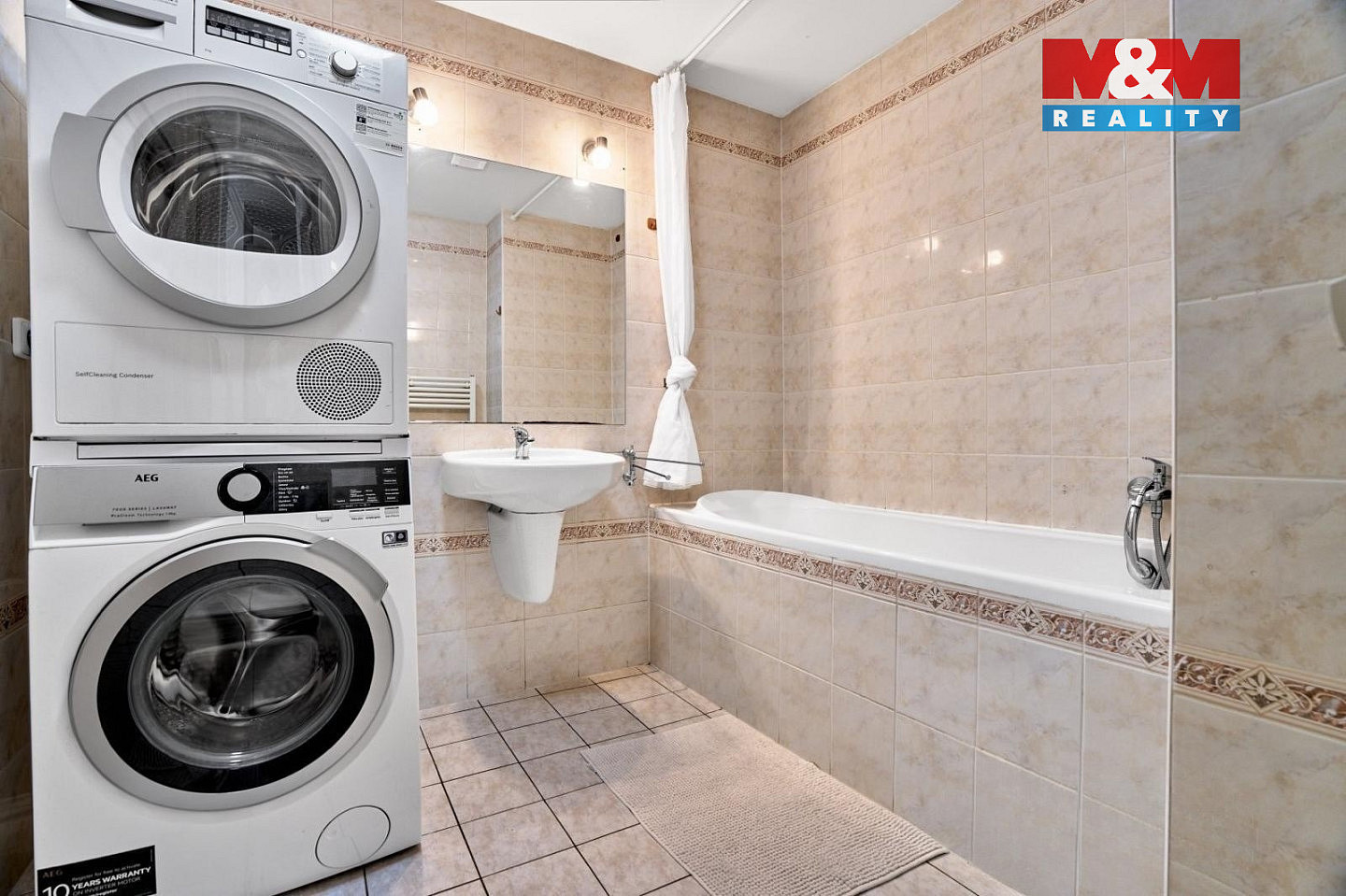 Pronájem bytu 3+kk 83 m² — photo 4