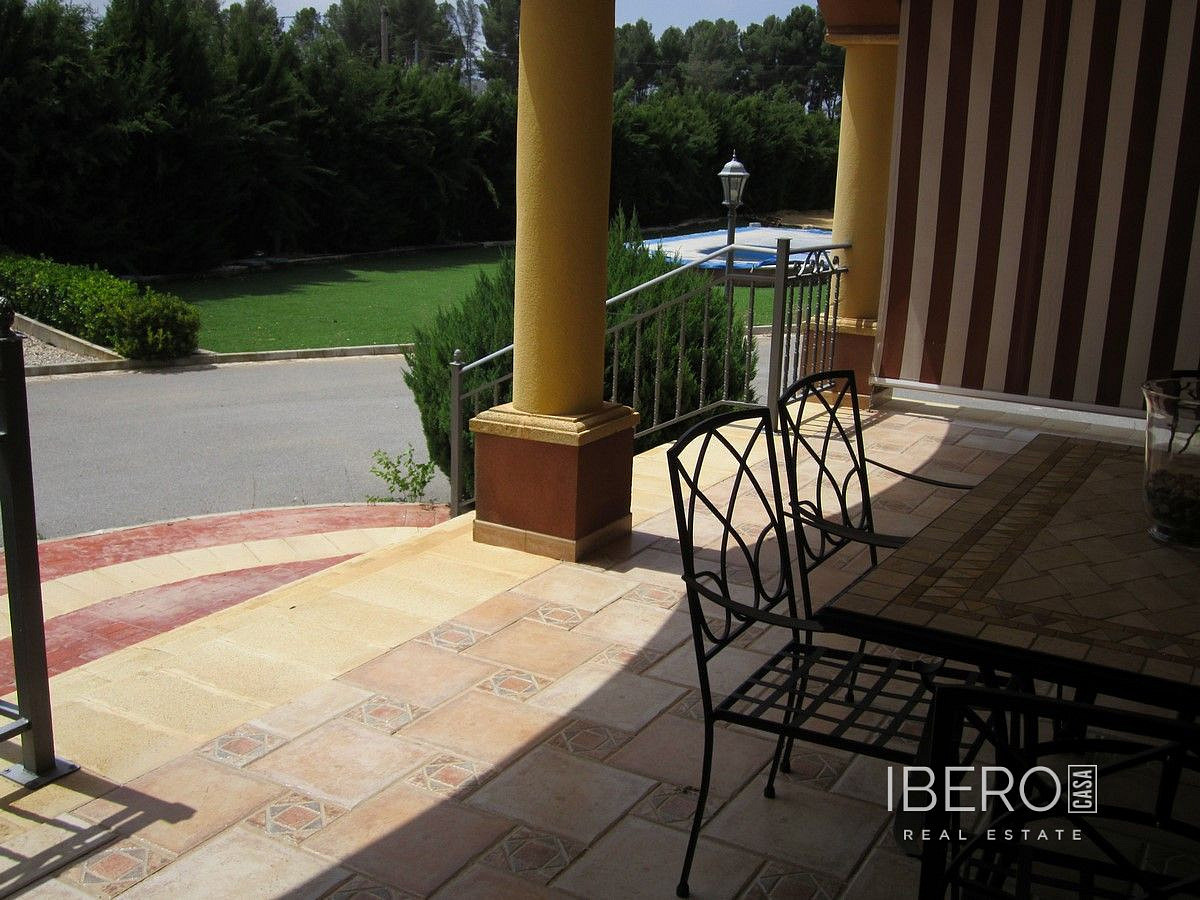 Prodej domu 501 m² s pozemkem 11 600 m² — photo 4