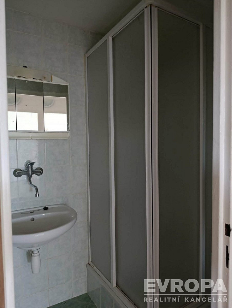 Pronájem bytu 2+1 70 m² – fotografie 5