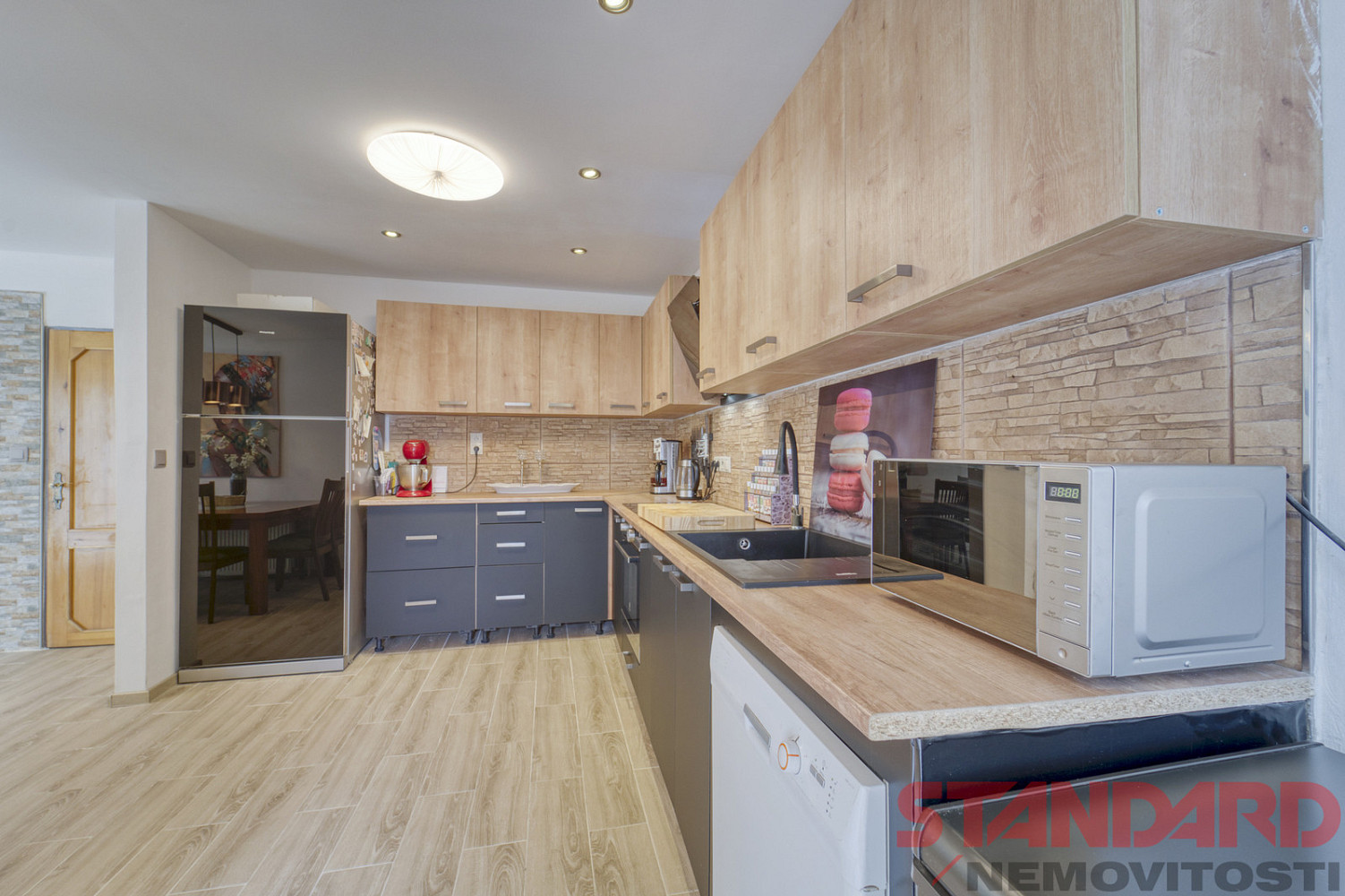 Prodej domu 207 m² s pozemkem 1 063 m² – fotografie 2