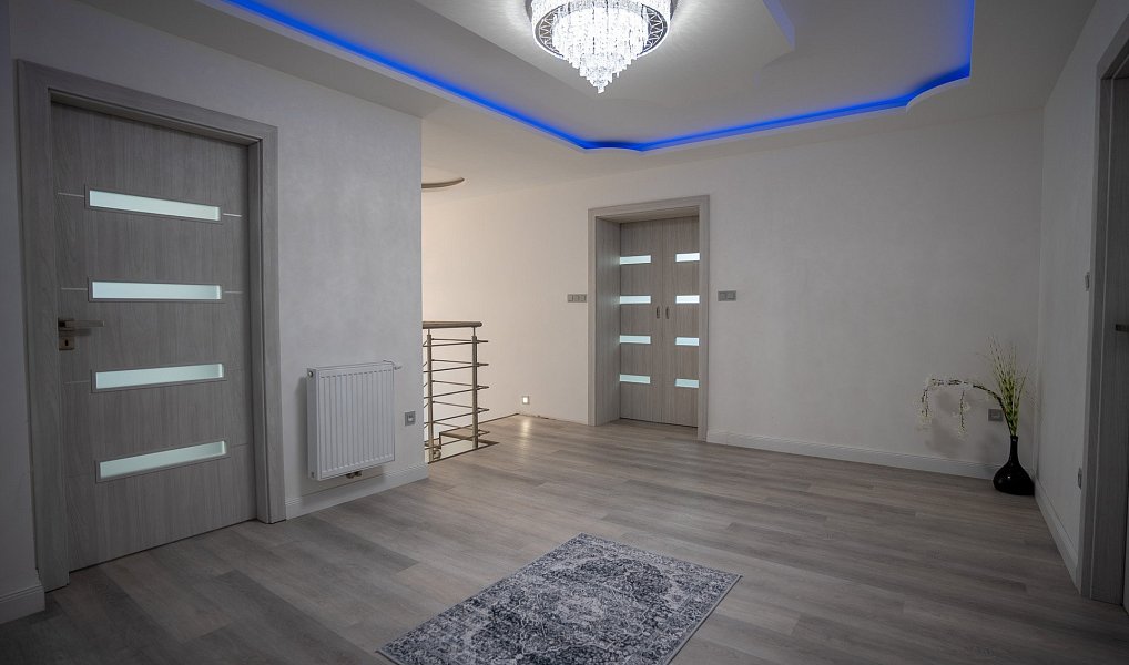 Prodej domu 210 m² s pozemkem 837 m², Sobětuchy – náhled fotky 18
