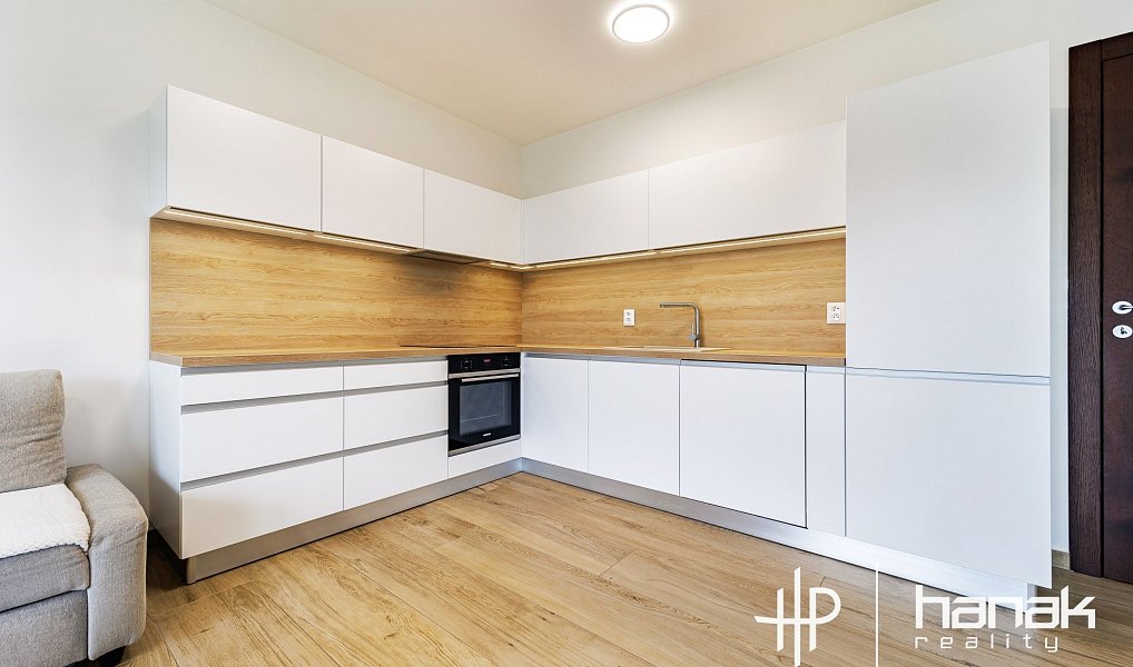 Pronájem bytu 2+kk 53 m², Olomouc – náhled fotky 2