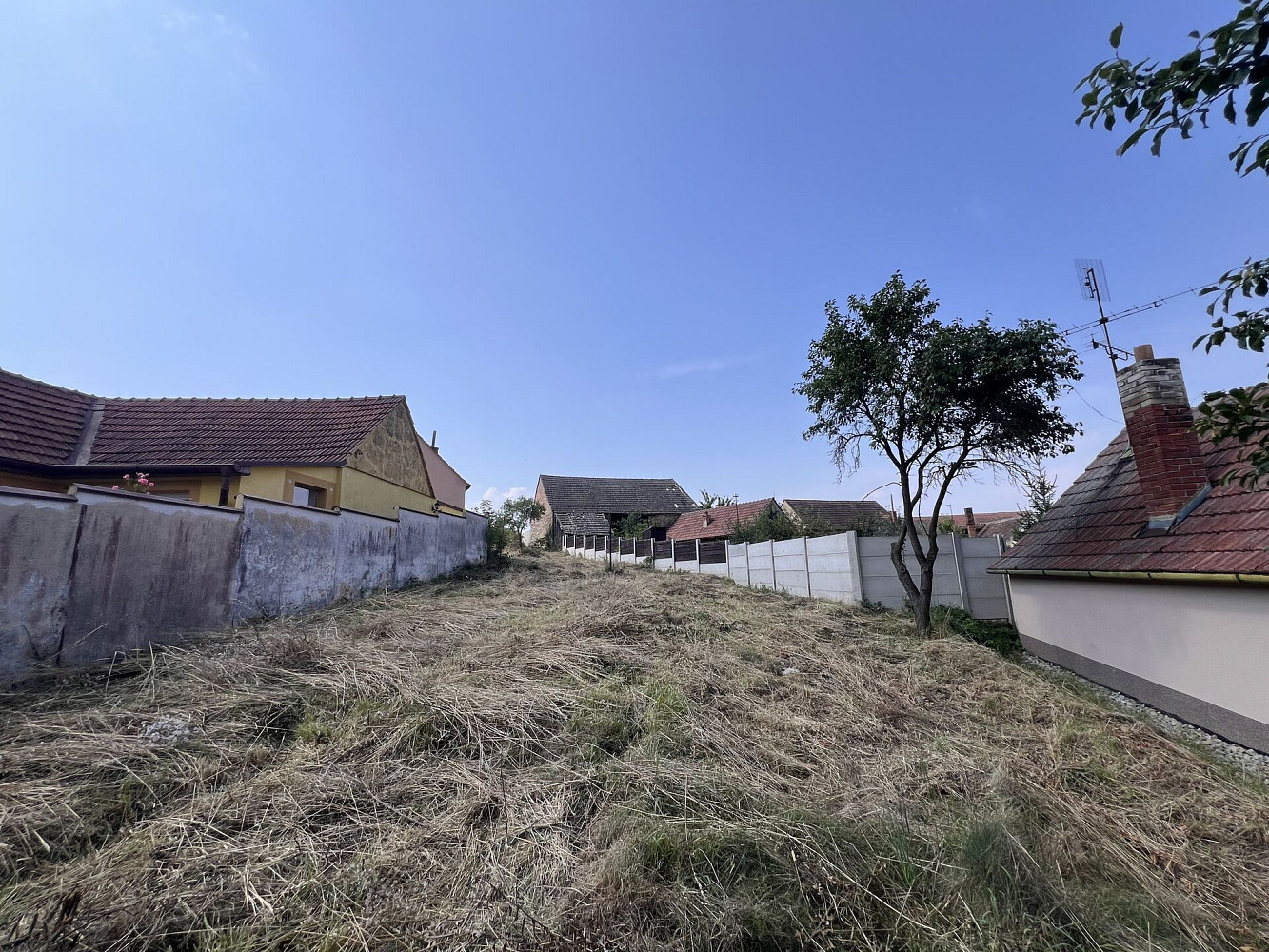 Prodej stavebního pozemku v obci Rouchovany-Šemíkovice – pohled 3