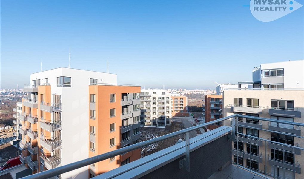Pronájem bytu 3+kk 80 m², Praha – náhled fotky 29
