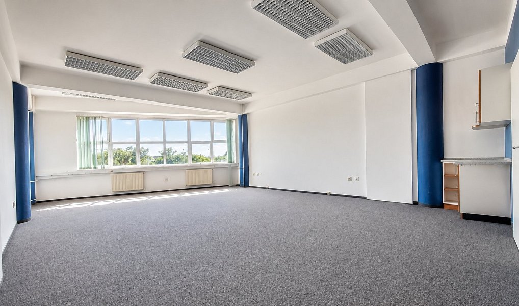 Pronájem kanceláře 57 m², Brno – fotka 1 z 11