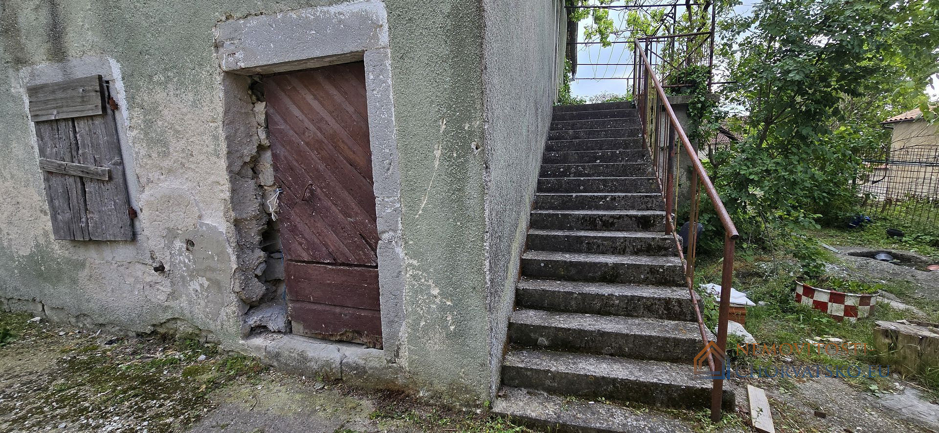 Prodej domu 188 m² s pozemkem 188 m² - Widok 3