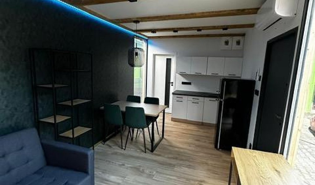 Obytný modul s terasou, Praha – náhled fotky 4