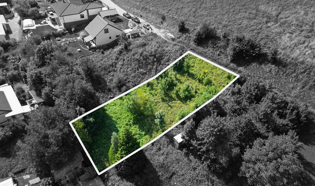Prodej stavebního pozemku 691 m², Křtiny – náhled fotky 2