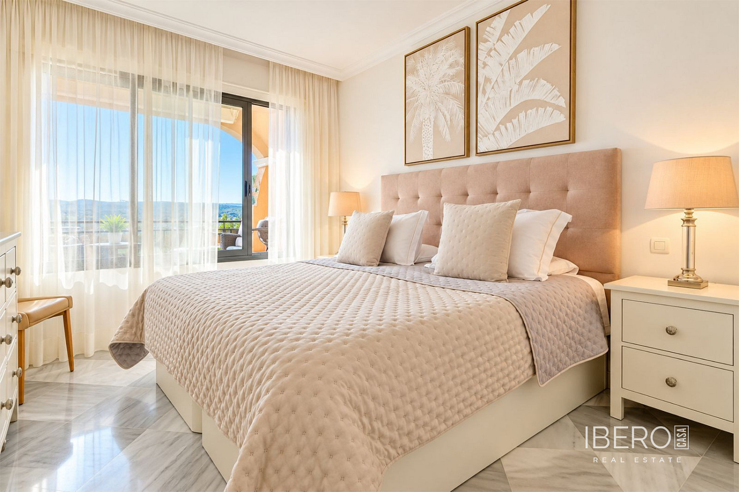 Pis 3+kk – Marbella, Urbanización Marbesa - Més