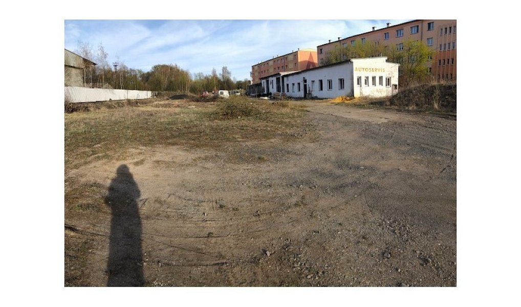 Prodej komerčního pozemku 3 058 m², Ostrov – fotka 1 z 7