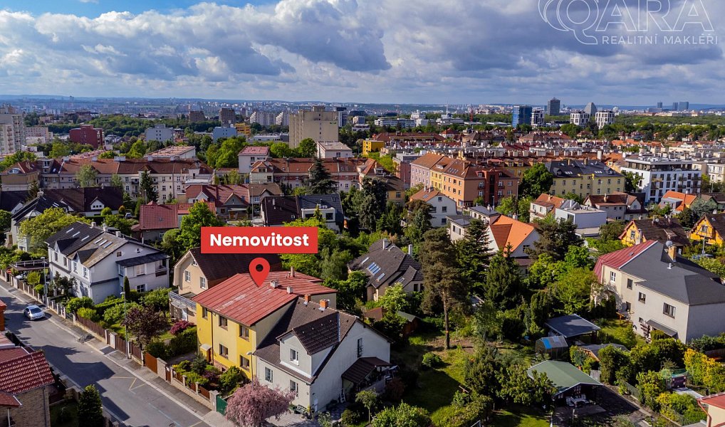 Prodej domu 270 m² s pozemkem 431 m², Praha – náhled fotky 2