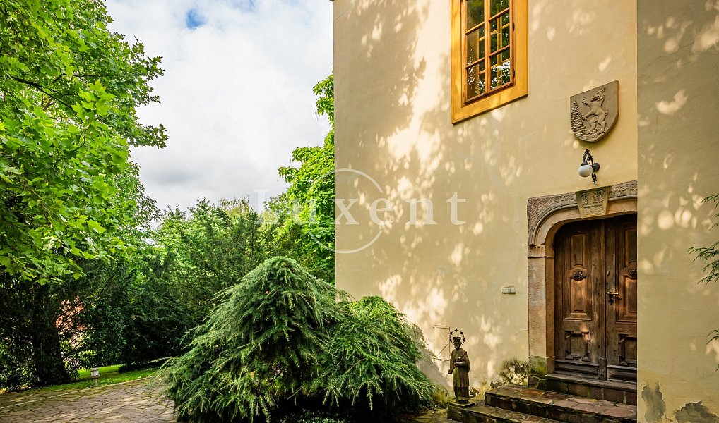 Prodej domu 2 500 m² s pozemkem 6 302 m², Třebotov – náhled fotky 6