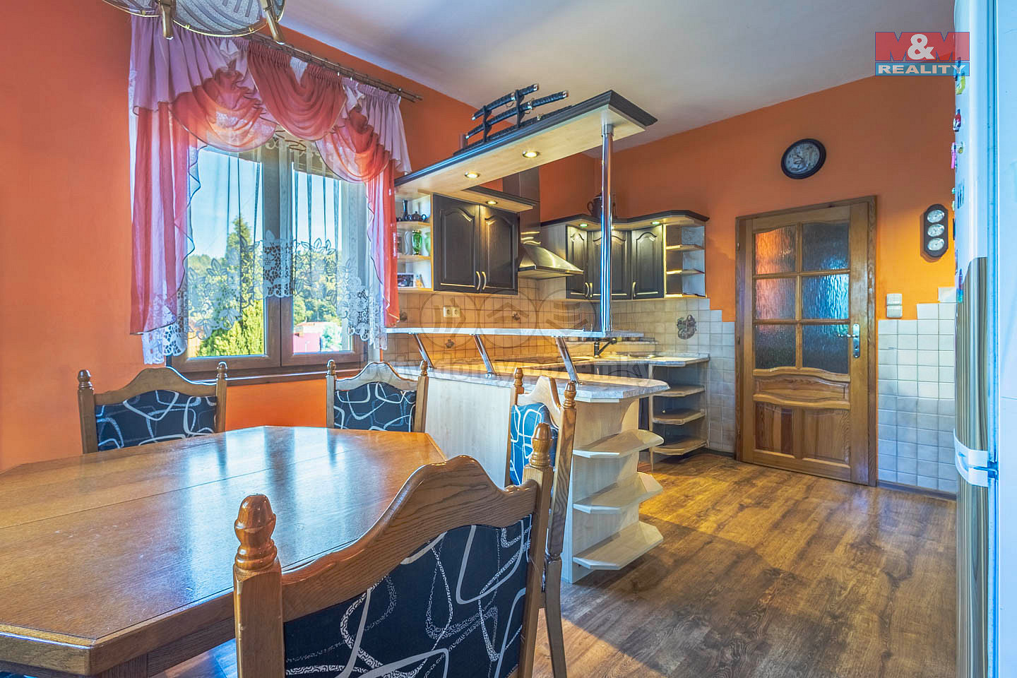 Prodej domu 180 m² s pozemkem 870 m² — photo 3