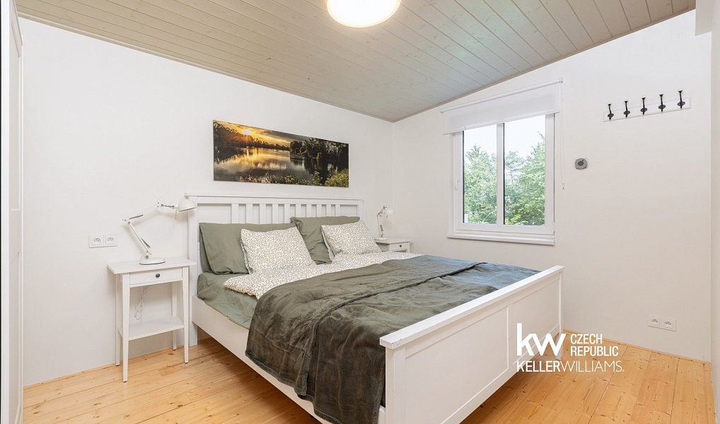 Prodej ubytovacího objektu 655 m², Křečovice – náhled fotky 7