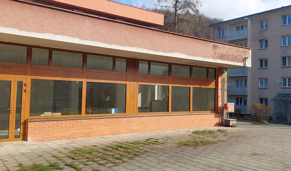 Pronájem obchodních prostor 147 m², Vsetín – náhled fotky 22
