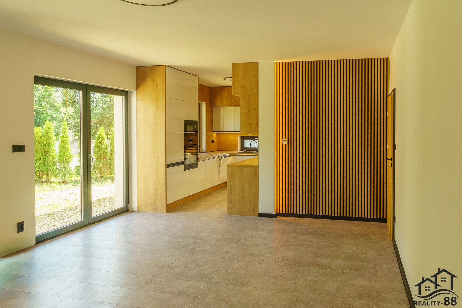 Prodej domu 80 m² s pozemkem 412 m² – fotografie 2