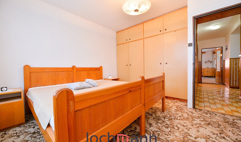 Prodej domu 271 m² s pozemkem 1 178 m², Rudolfov – náhled fotky 11
