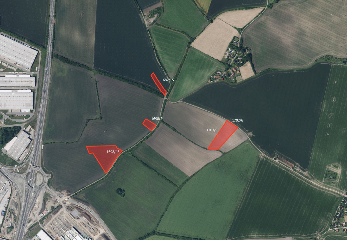 Prodej pole 17 353 m² rezervováno