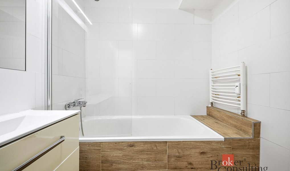 Prodej bytu 3+kk 103 m², Hradec Králové – náhled fotky 13