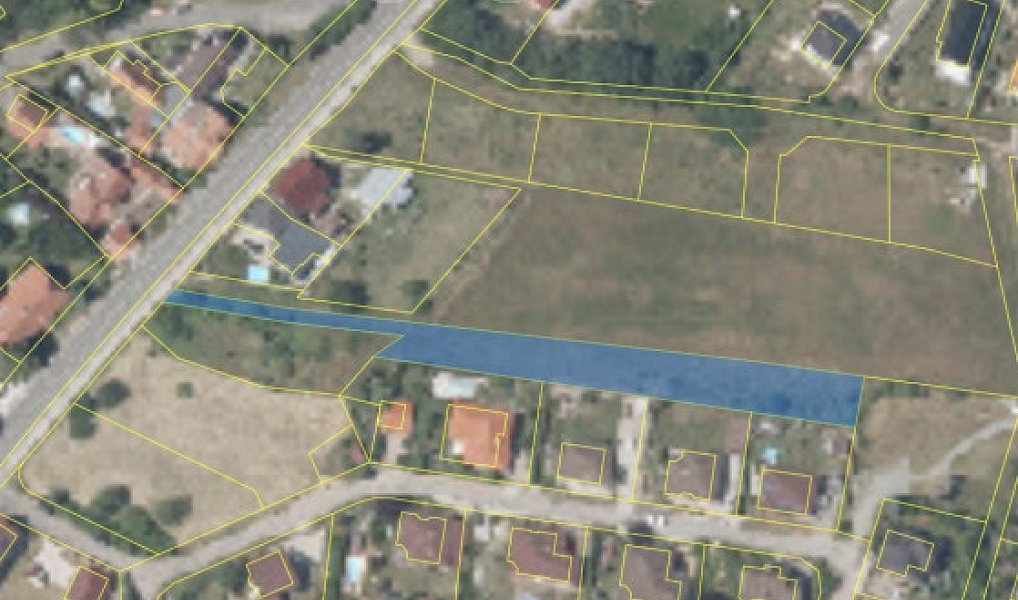 Prodej stavebního pozemku 1 537 m², Králův Dvůr – náhled fotky 7