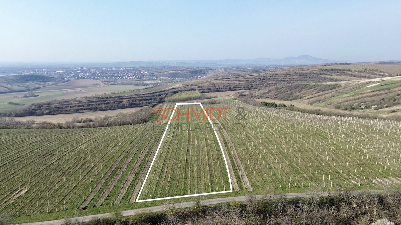 Prodej pozemku 11 748 m²