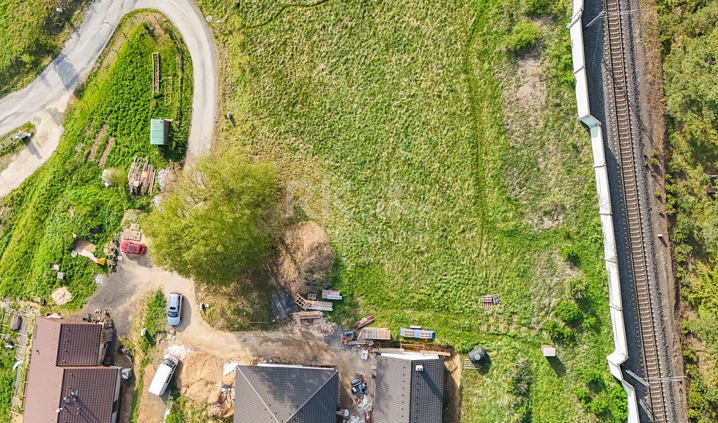 Prodej stavebního pozemku 1 375 m², Valy – náhled fotky 5