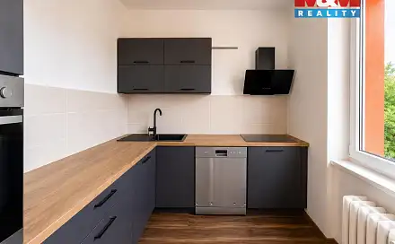 Pronájem bytu 3+1 69 m², Václava Řezáče, Klášterec nad Ohří - Miřetice u Klášterce nad Ohří, okres Chomutov