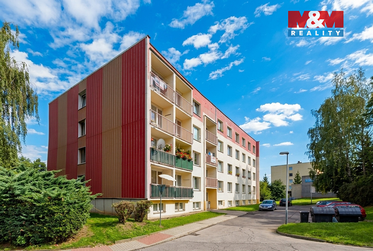 Pronájem bytu 1+kk 28 m² — photo 2