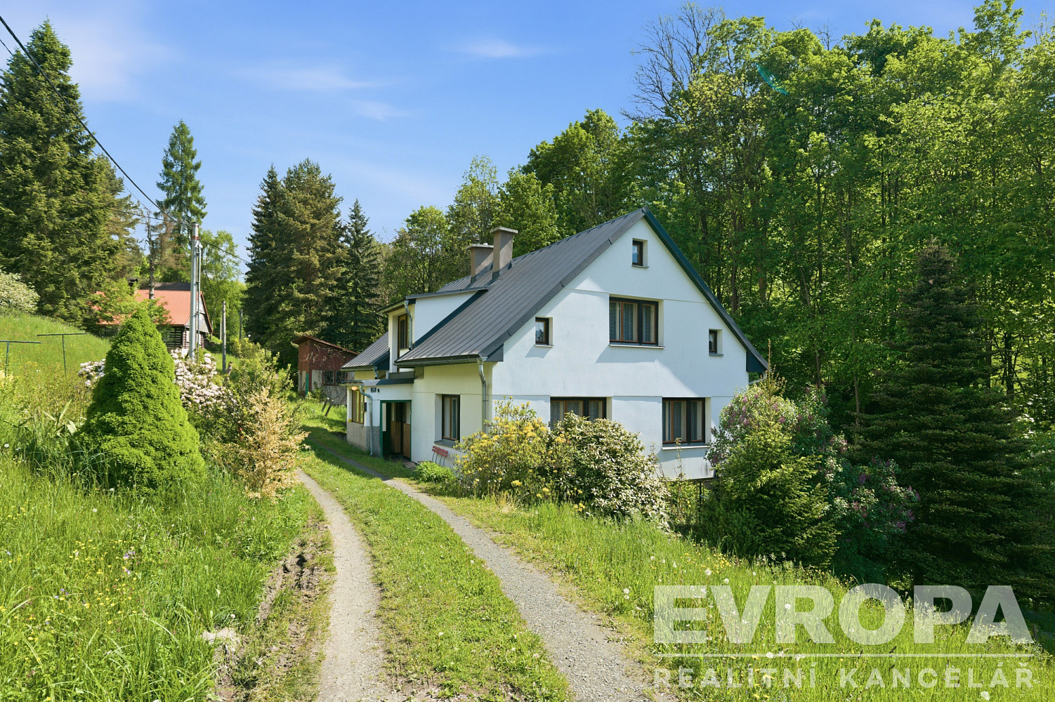 Prodej domu 140 m² s pozemkem 1 529 m²