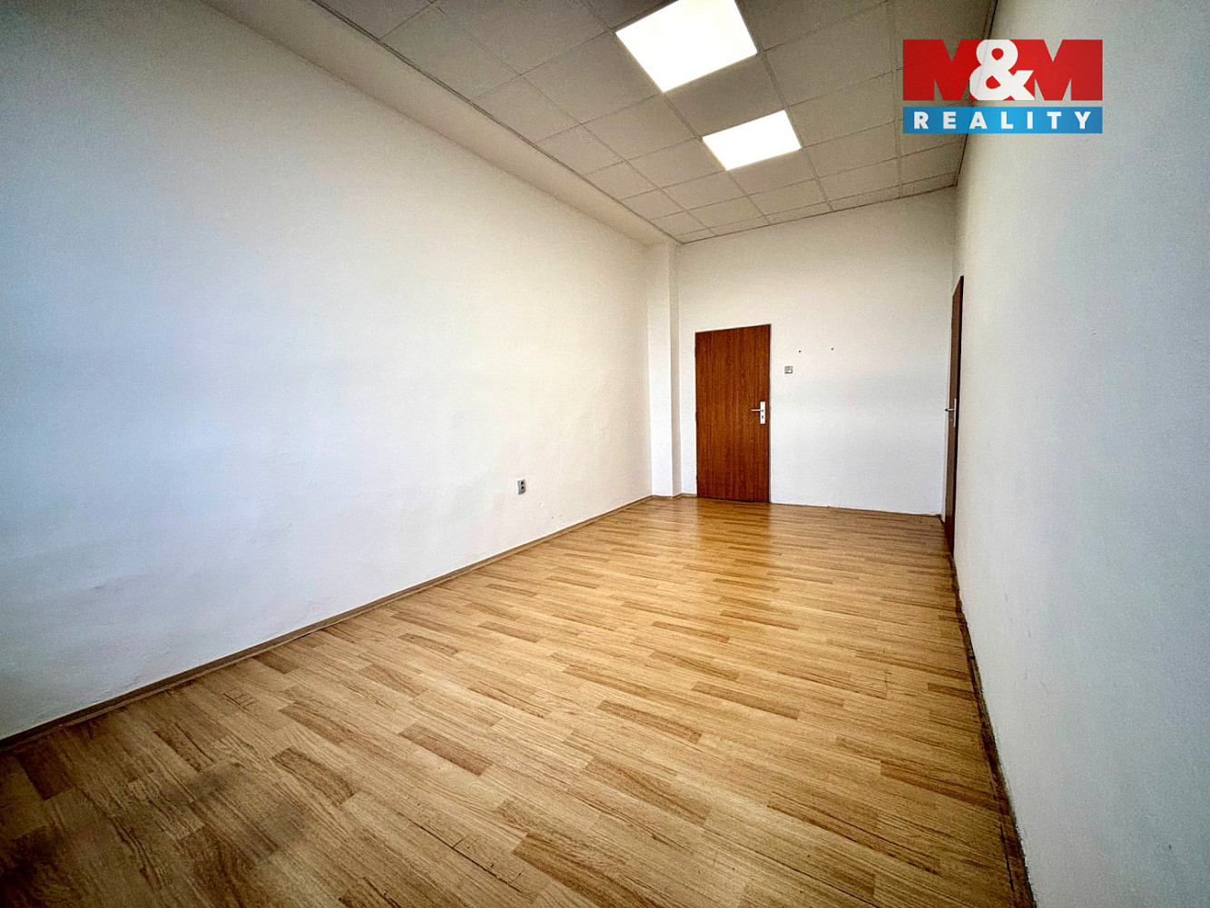 Pronájem kanceláře 19 m² — photo 3