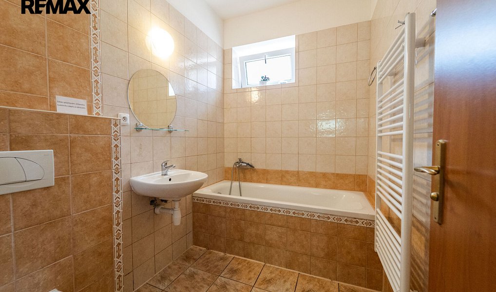 Prodej komerčního objektu (jiného typu) 166 m², Dolní Moravice – náhled fotky 13