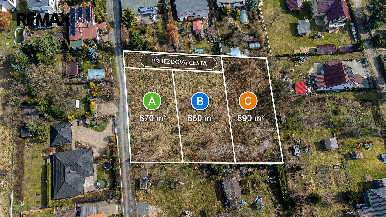 Prodej stavebního pozemku 860 m²