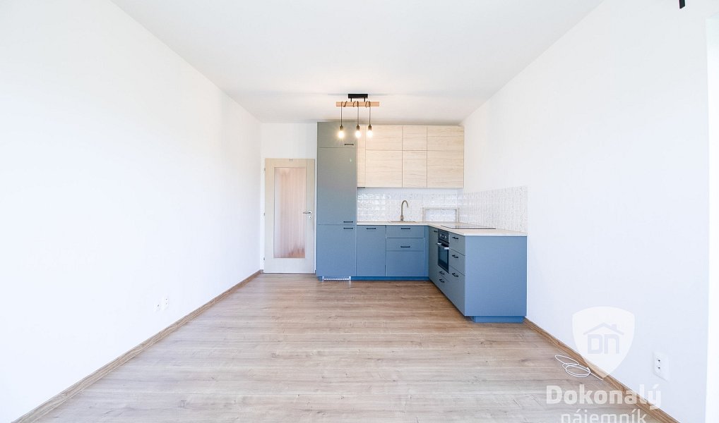 Pronájem bytu 2+kk 53 m², Milovice – náhled fotky 6