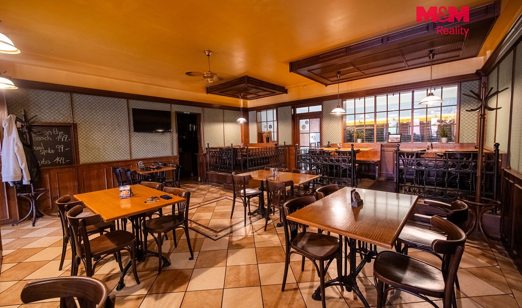 Pronájem restaurace 400 m², Most – náhled fotky 3