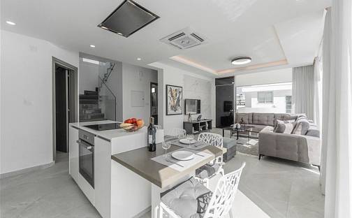 Prodej domu 120 m² s pozemkem 225 m², Magusa - Iskele Anayolu, Paralimni, Kypr