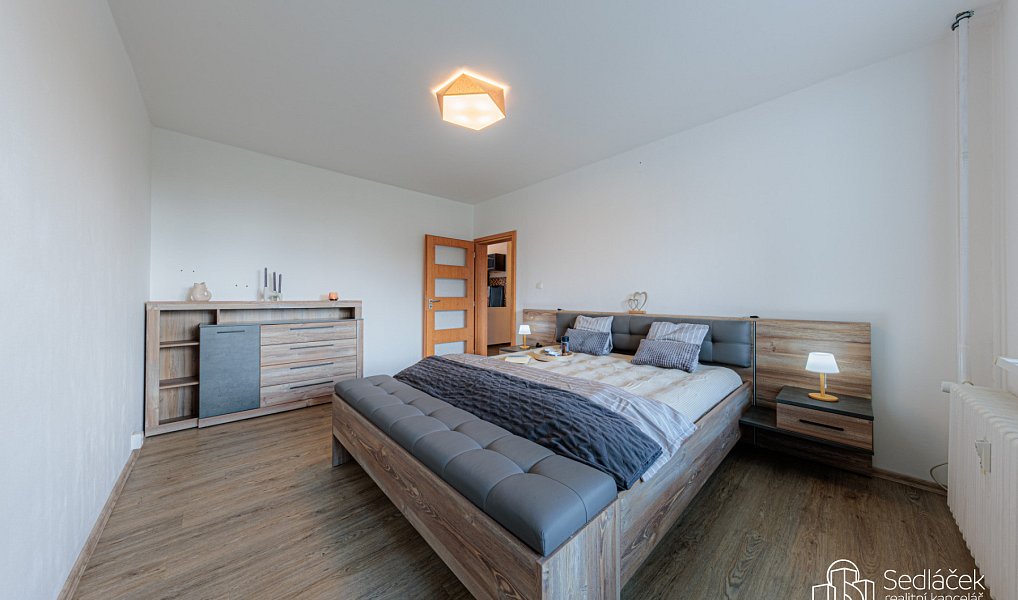 Prodej bytu 3+1 84 m², Sokolov – náhled fotky 14