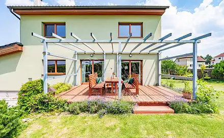 Prodej domu 132 m² s pozemkem 1 000 m², Sokolská, Komárov, okres Beroun