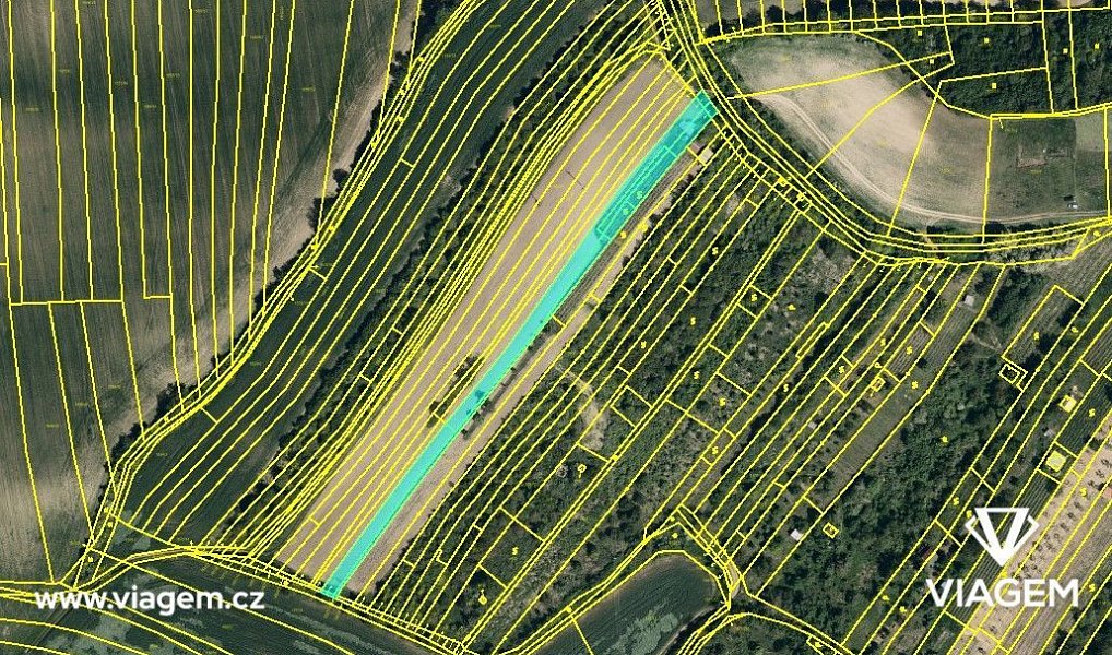 Prodej zahrady 844 m², Kyjov – náhled fotky 3