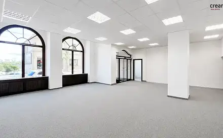 Pronájem obchodních prostor 192 m², 1. máje, Liberec - Liberec III-Jeřáb