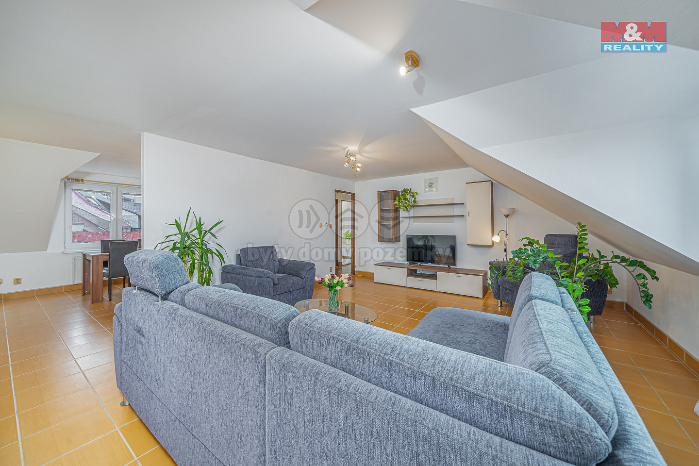 Prodej obchodních prostor 450 m² – fotografie 4
