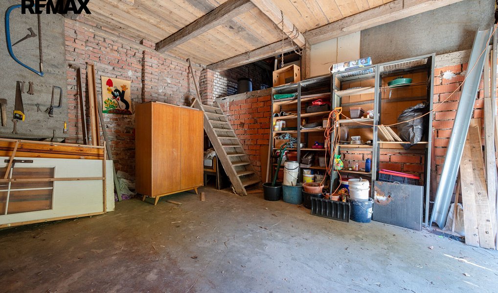 Prodej domu 230 m² s pozemkem 941 m², Kvasiny – náhled fotky 32