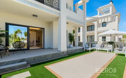 Prodej domu 102 m² s pozemkem 110 m², Rojales, Španělsko