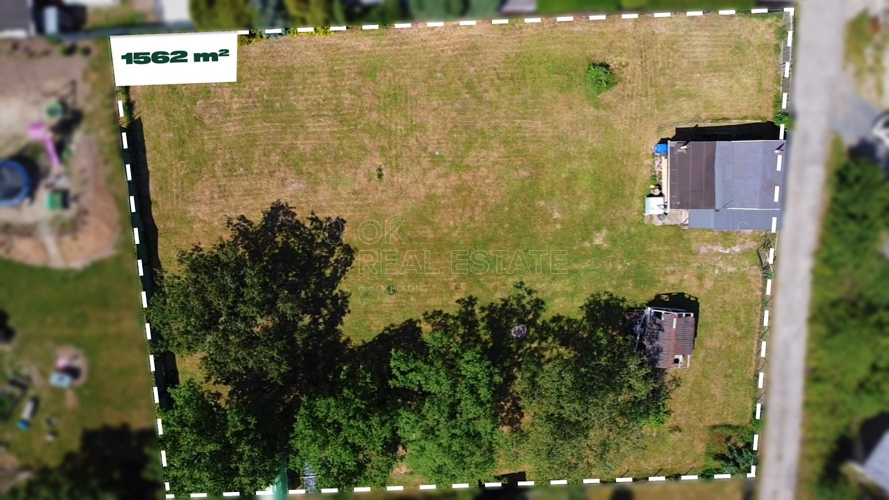 Prodej stavebního pozemku 1 562 m²