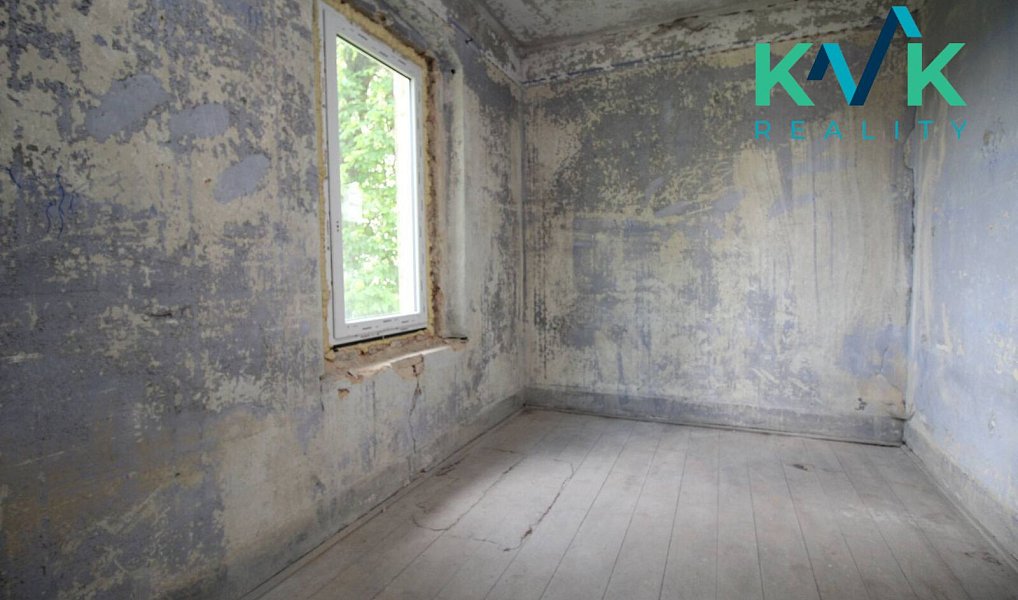 Prodej domu 360 m² s pozemkem 635 m², Plesná – náhled fotky 9
