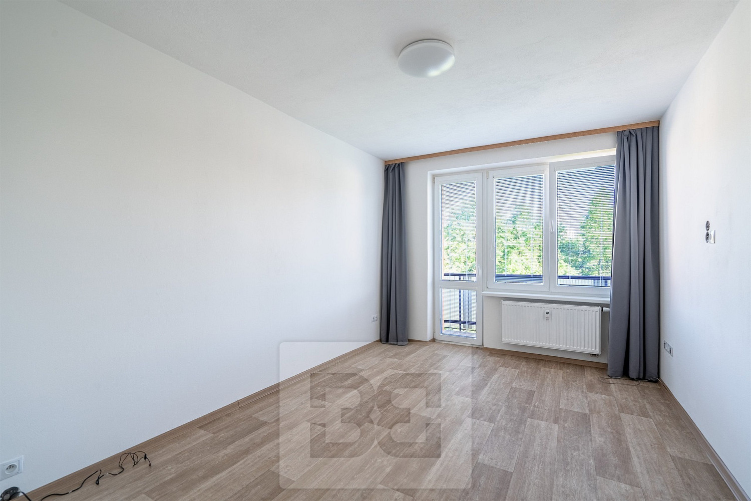 Pronájem bytu 2+kk 50 m² — photo 3