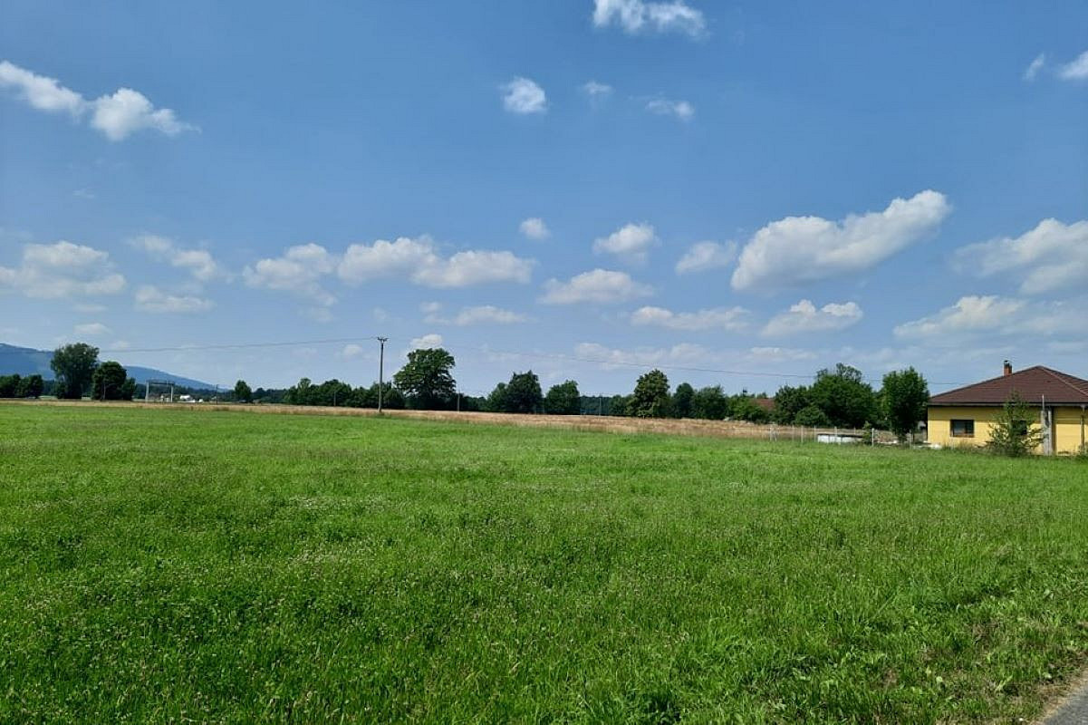 Prodej pole 7 527 m²