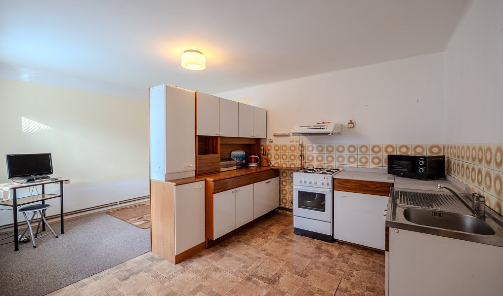 Prodej domu 188 m² s pozemkem 2 427 m², Březovice – náhled fotky 12